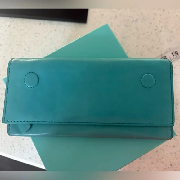 Blue Hobo Leather Women's Wallet - Picture 2 of 7